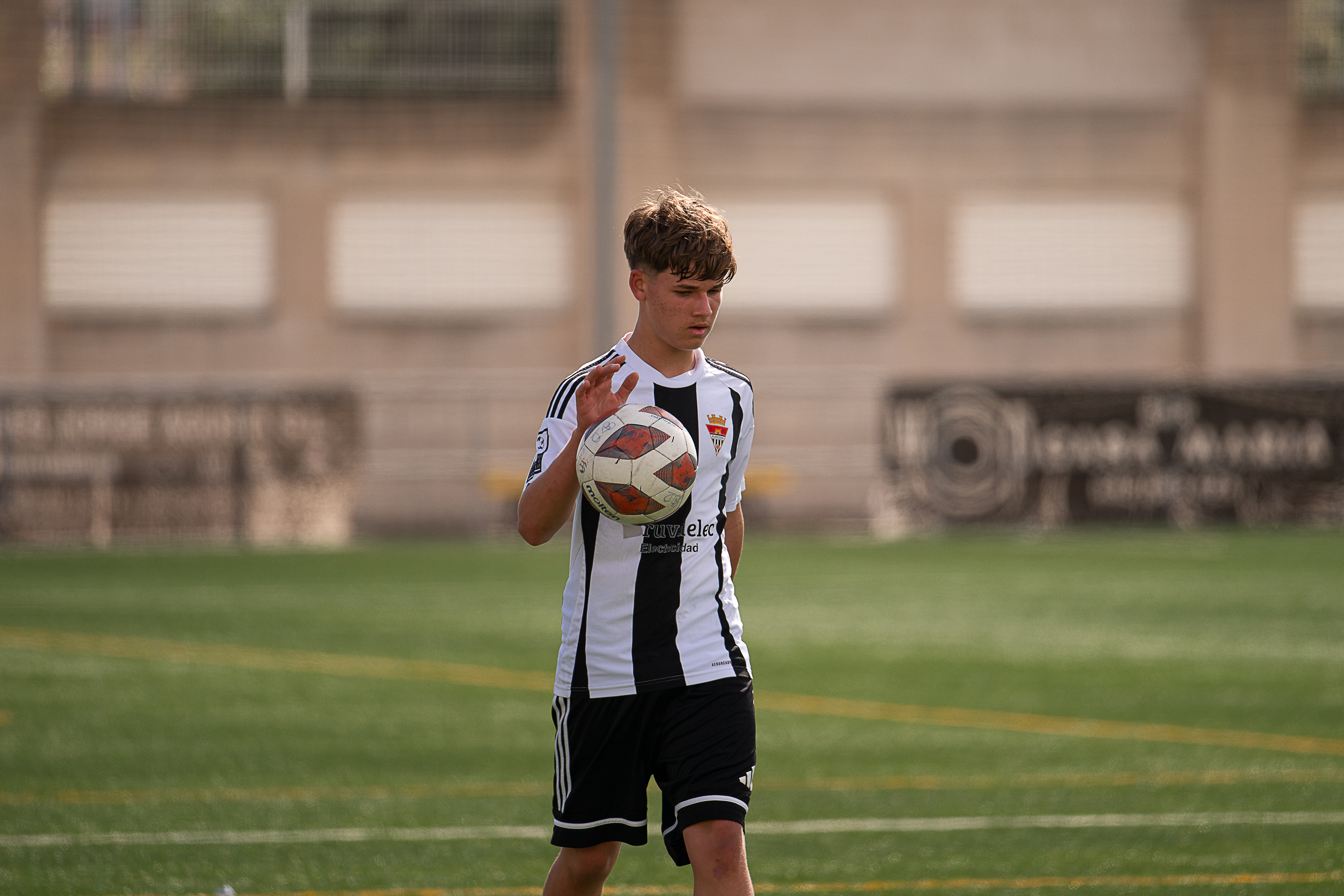 CD Almazora B 2 — 0 Esportiu Vila-real B — 4